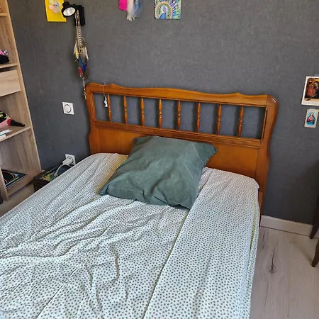 בית אירוח Paisible מנד